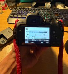 Canon dslr 200d-thumb-1