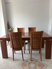 Τραπεζαρία από μασιφ ξύλο ανοιγόμενη με 4 καρέκλες