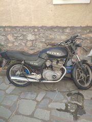 Suzuki GSX 400 1982-thumb-1