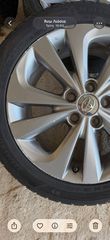 Toyota auris-thumb-2