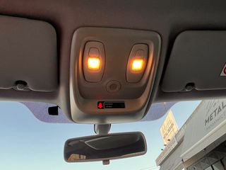 Renault Captur 2018-thumb-43