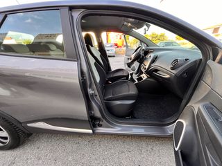 Renault Captur 2018-thumb-46