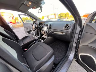 Renault Captur 2018-thumb-48