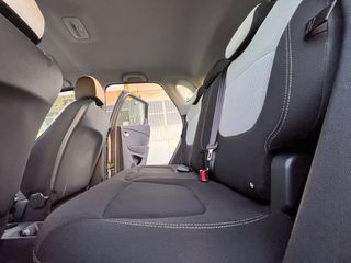 Renault Captur 2018-thumb-54