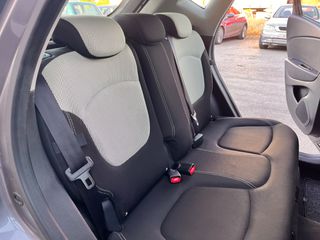 Renault Captur 2018-thumb-58