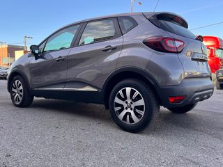 Renault Captur 2018-thumb-15