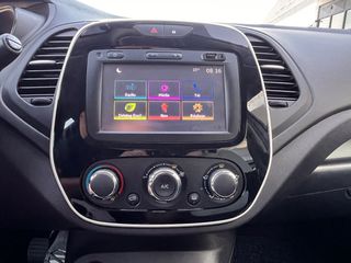 Renault Captur 2018-thumb-29