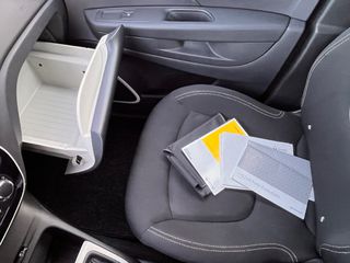 Renault Captur 2018-thumb-34