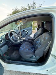 Ford Ka 2011-thumb-8