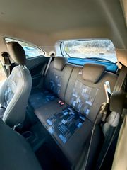 Ford Ka 2011-thumb-9