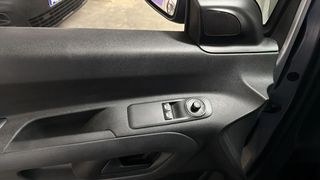 Opel Combo 2018 Selection 5Seats Navi / 6 Χρόνια Δωρεάν Service-thumb-40