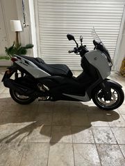 Yamaha XMAX 300 Tech Max 2025
