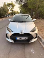 Toyota Yaris 2021-thumb-1