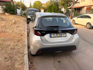 Toyota Yaris 2021-thumb-2