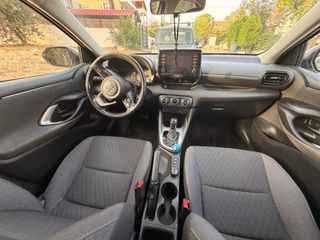 Toyota Yaris 2021-thumb-5