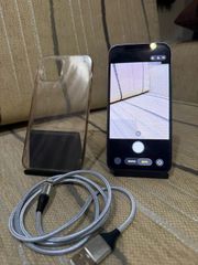 iPhone 12-thumb-6