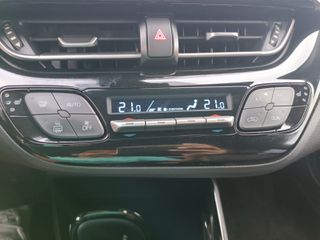 Toyota C-HR 2017 LOUNGE-thumb-15
