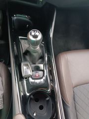 Toyota C-HR 2017 LOUNGE-thumb-16