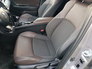 Toyota C-HR 2017 LOUNGE-thumb-21