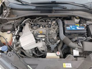 Toyota C-HR 2017 LOUNGE-thumb-28