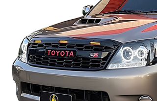 Μάσκα “GR Edition” με LED Toyota Hilux (Vigo) 2005-2011 [HMT]
