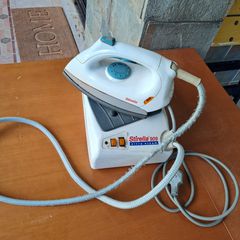 DeLonghi Stirella 909 – Σύστημα Σιδερώματος με Ατμογεννήτρια