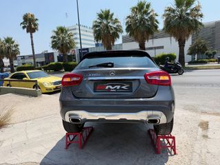 Mercedes-Benz GLA 180 2018 Progressive-thumb-1