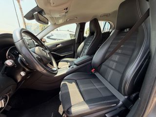 Mercedes-Benz GLA 180 2018 Progressive-thumb-3