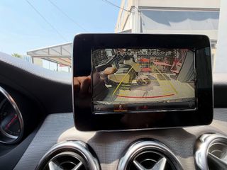 Mercedes-Benz GLA 180 2018 Progressive-thumb-11