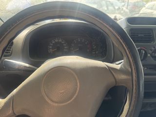 Suzuki Ignis 2001-thumb-6