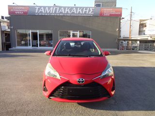 Toyota Yaris 2017-thumb-11