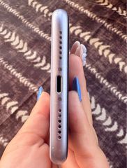 iPhone 11 64GB-Purple-thumb-5
