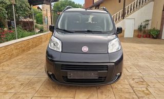 Fiat Qubo 2012-thumb-11
