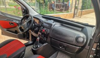 Fiat Qubo 2012-thumb-12