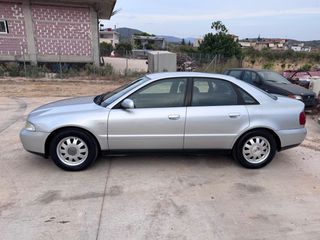 Audi A4 1999-thumb-1
