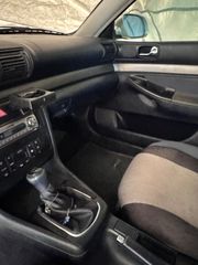 Audi A4 1999-thumb-9
