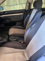 Audi A4 1999-thumb-10