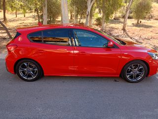 Ford Focus 2018 ST LINE-thumb-2