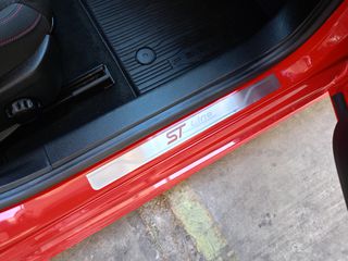 Ford Focus 2018 ST LINE-thumb-22