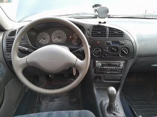 Mitsubishi Lancer 1998 GL-thumb-9