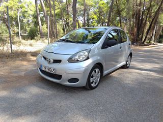 Toyota Aygo 2011 1.0 / 68hp / ελληνικό / πρώτο χέρι