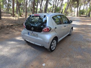 Toyota Aygo 2011 1.0 / 68hp / ελληνικό / πρώτο χέρι-thumb-3