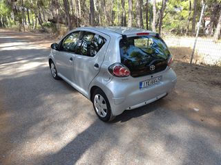 Toyota Aygo 2011 1.0 / 68hp / ελληνικό / πρώτο χέρι-thumb-5