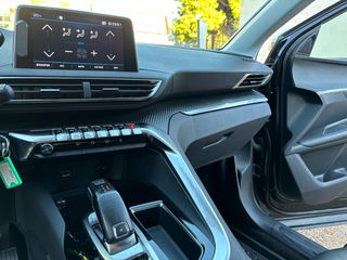 Peugeot 3008 2020 1.2 PURETECH 130 ACTIVE-thumb-25