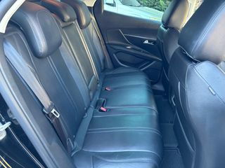 Peugeot 3008 2020 1.2 PURETECH 130 ACTIVE-thumb-31