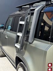Land Rover Defender 2021 D240 SE-thumb-35