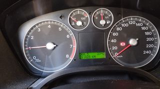 Ford Focus 2006 GHIA-thumb-6