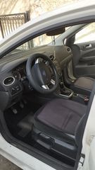 Ford Focus 2006 GHIA-thumb-13