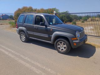 Jeep Cherokee 2005-thumb-1