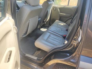 Jeep Cherokee 2005-thumb-7